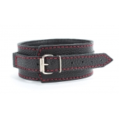 Черный ошейник из натуральной кожи с красной строчкой и кольцом - БДСМ Арсенал - купить с доставкой в Находке