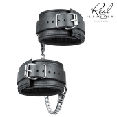 Черные кожаные оковы на цепочке с карабинами - Notabu - купить с доставкой в Находке