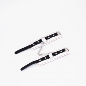 Бело-красные кожаные наручники - Crazy Handmade - купить с доставкой в Находке