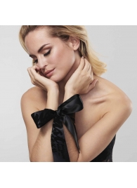 Черные ленты для связывания SILKY SENSUAL HANDCUFFS - Bijoux Indiscrets - купить с доставкой в Находке