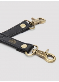 Черный фиксатор для манжет Bound to You Faux Leather Hogtie - Fifty Shades of Grey - купить с доставкой в Находке