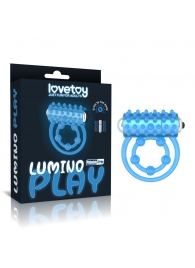 Голубое, светящееся в темноте виброкольцо Lumino Play Vibrating Penis Ring - Lovetoy - в Находке купить с доставкой