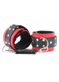 Красно-чёрные кожаные наручники с меховым подкладом - БДСМ Арсенал - купить с доставкой в Находке