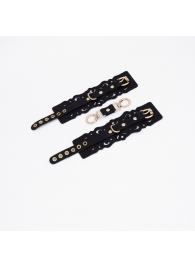 Черные кожаные наручники с узорами и золотистой фурнитурой - Crazy Handmade - купить с доставкой в Находке