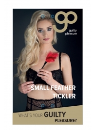 Пластиковая метелочка с красными пёрышками Small Feather Tickler - 32 см. - Blush Novelties - купить с доставкой в Находке