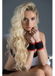Полиуретановые манжеты для фиксации рук вместе Bound Together Wrist Restraints - Blush Novelties - купить с доставкой в Находке