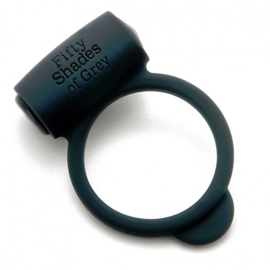 Темно-серое эрекционное кольцо Vibrating Love Ring с вибрацией - Fifty Shades of Grey - в Находке купить с доставкой