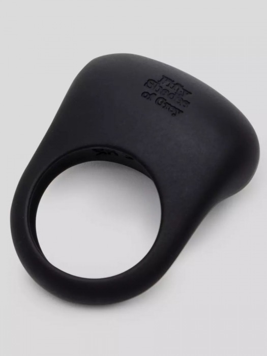 Черное эрекционное виброкольцо Sensation Rechargeable Vibrating Love Ring - Fifty Shades of Grey - в Находке купить с доставкой