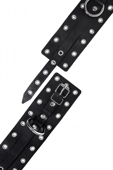 Черные кожаные однослойные оковы с люверсами - Pecado - купить с доставкой в Находке